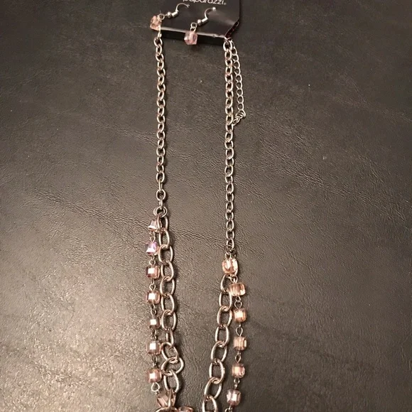 Paparazzi necklaces - Picture 7 of 8